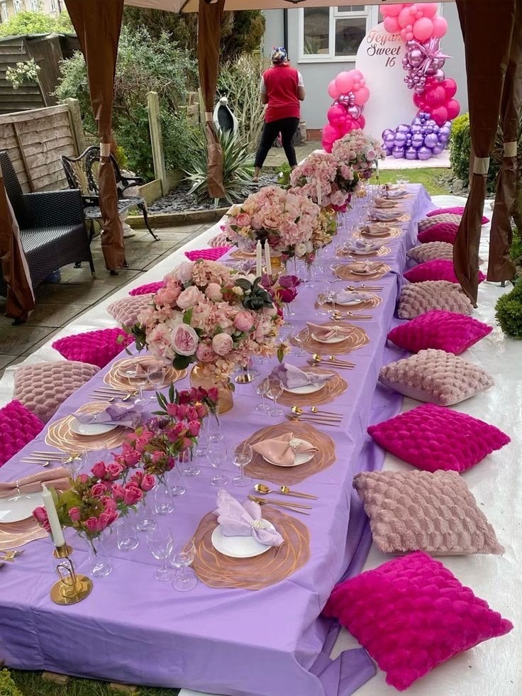 Birthday Decoration Setup 016