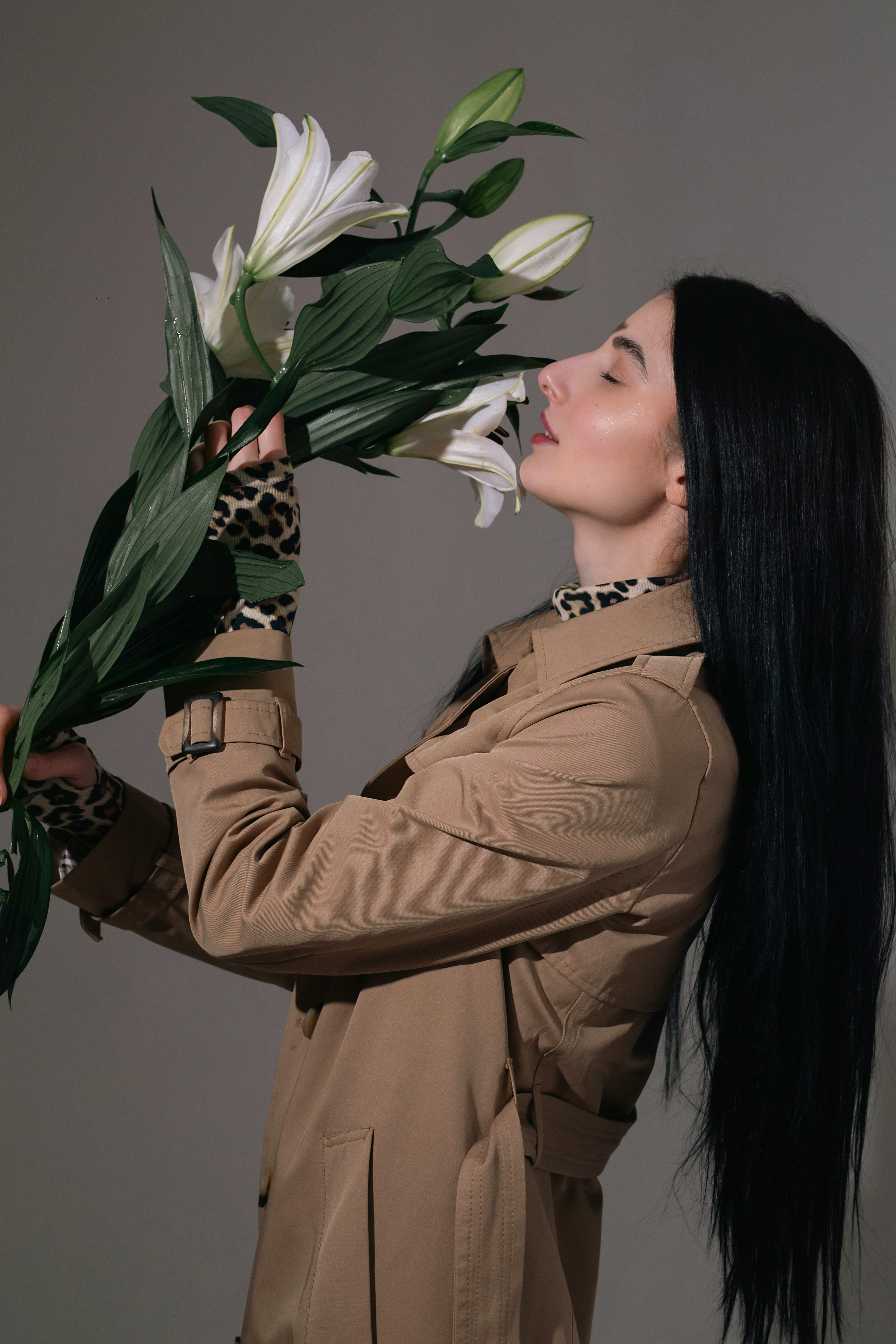 Elegant Lily Bouquet 015